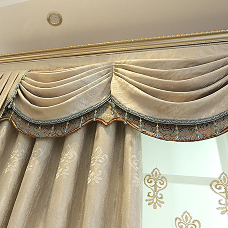 European Floral Blackout Curtains Noble and Elegant Valance Sheer Embroidered Chenille Window Custom Grommet Curtains Living Room Bedroom Decoration